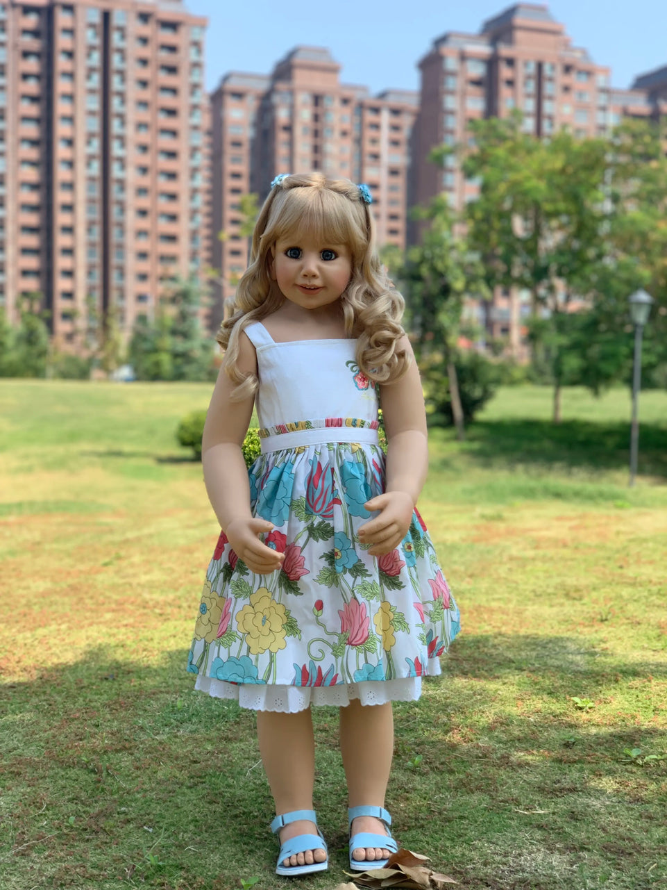 100CM Hard vinyl toddler princess girl doll toy like real 3-year-old size child clothing photo model big dress up doll baby gift